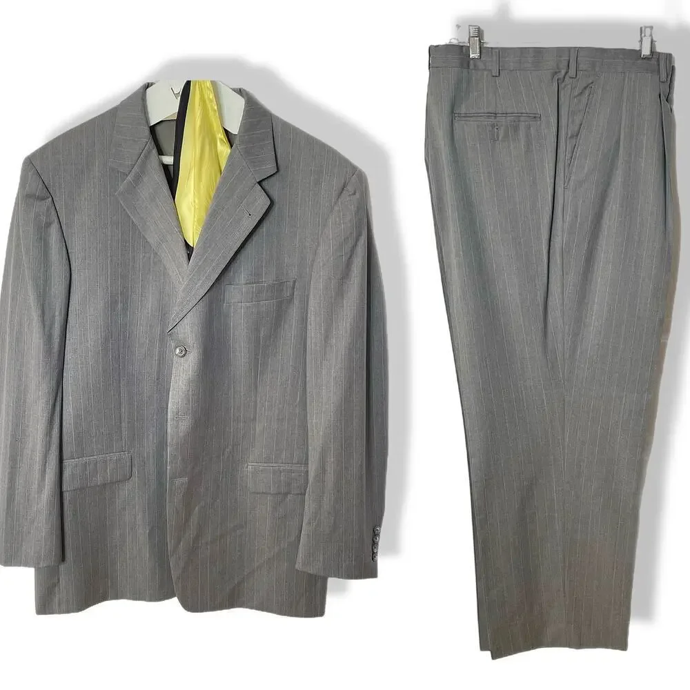 Burberry men's suit gray pinstripe wool 46L coat/38 pants